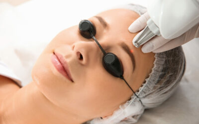 Laserowe usuwanie niechcianego makijażu brwi